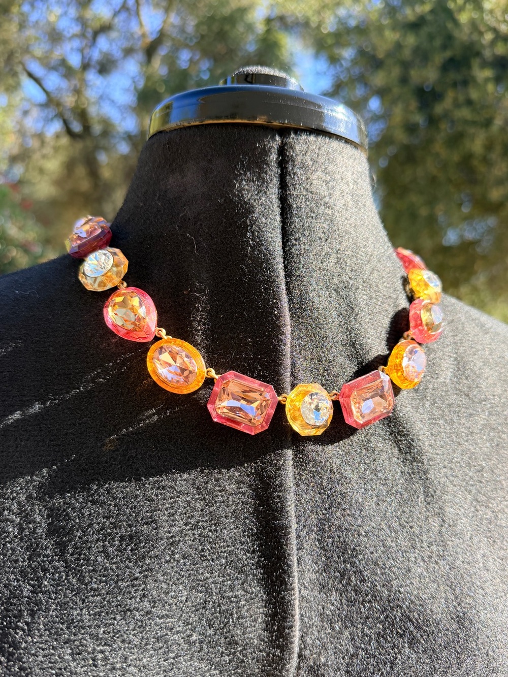 J.Crew Jewel Box Statement Necklace Peach Apricot Orange Gold Tone Choker